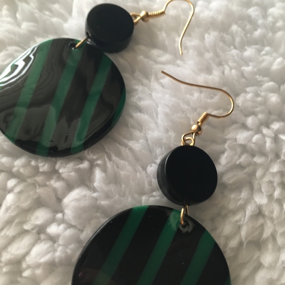 'Week of Fashion' Striped Green Circle Earrings - Picture 2 of 4